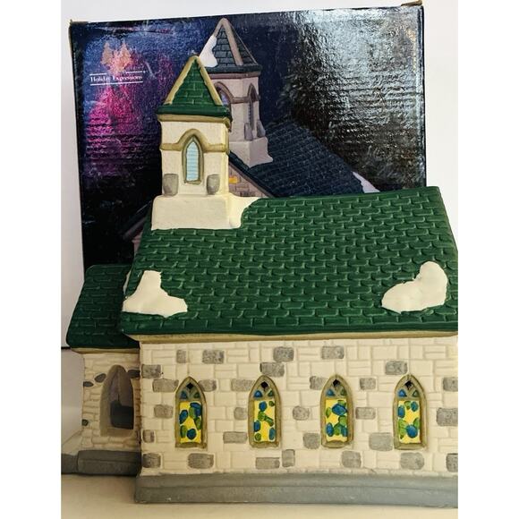 Holiday Expressions - Vintage Christmas Lighted Village House Porcelain Church - Picture 3 of 7